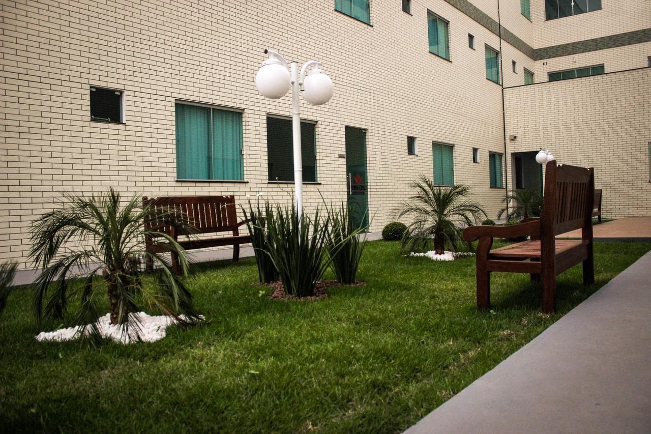 Vera Cruz Business Hotel Acailandia Bagian luar foto