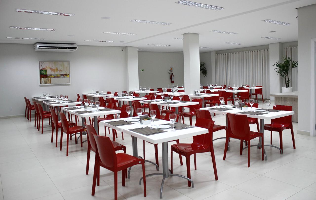 Vera Cruz Business Hotel Acailandia Bagian luar foto