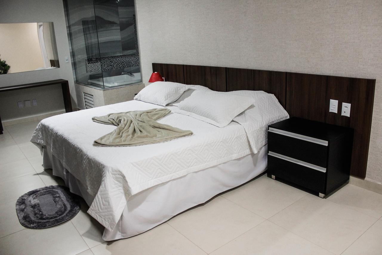Vera Cruz Business Hotel Acailandia Bagian luar foto